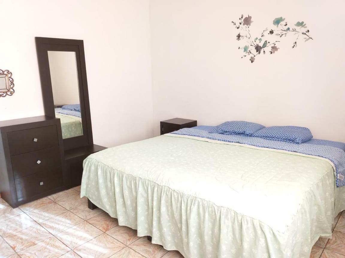 Julio House Pansiyon León Dış mekan fotoğraf